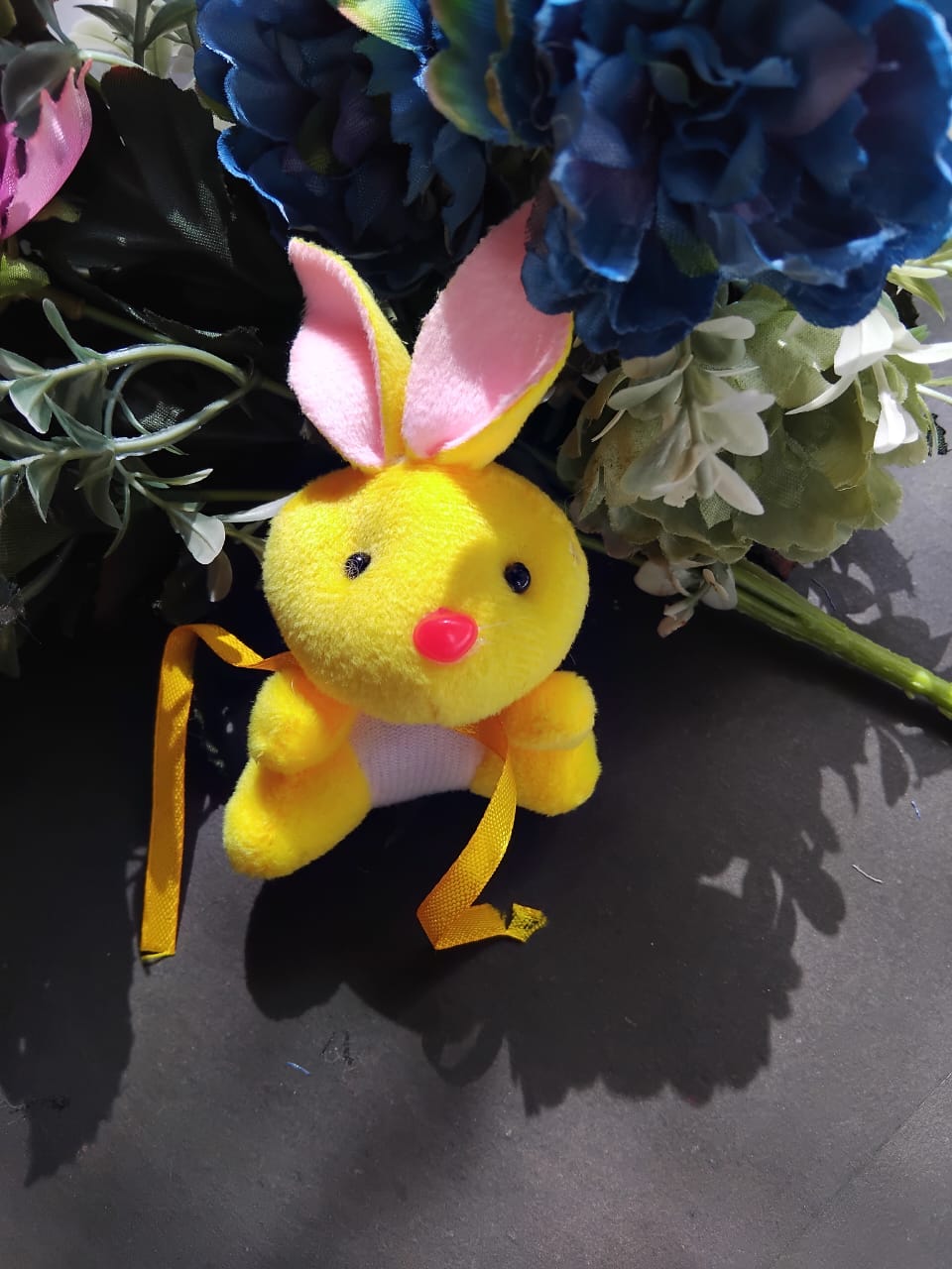 BUTTON CRYP Kids Rakhi – Yellow color की प्यारी राखी बच्चों के लिए | रक्षाबंधन 2025