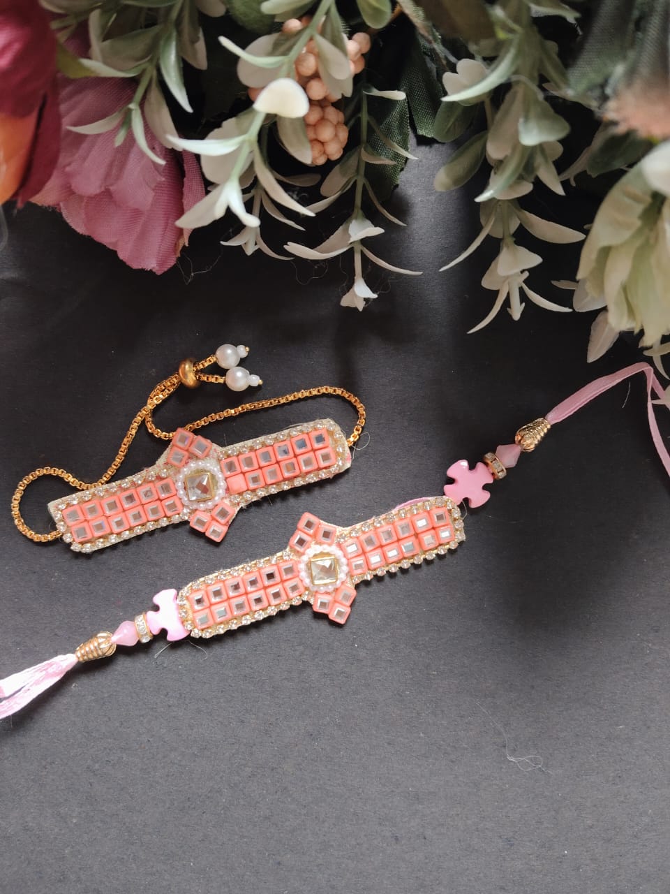 BUTTON CRYP Couple Rakhi Golden Color – Special Rakhi Set